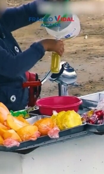 Atención vecinos de Ate: Vendedora