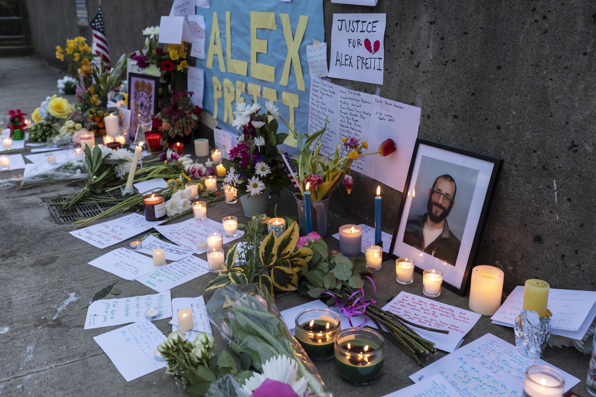 Dos agentes involucrados en el tiroteo de Alex Pretti fueron puestos bajo licencia administrativa