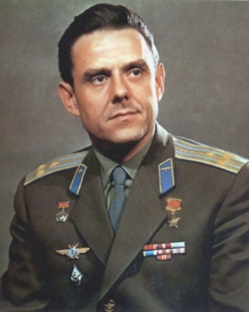 El comandante Vladimir Mijailovich Komarov