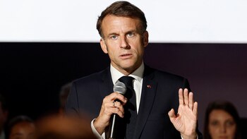 Macron respalda la fusión de