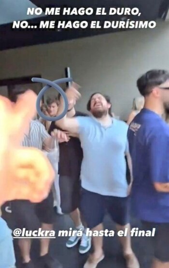 Franco Colapinto con una chica