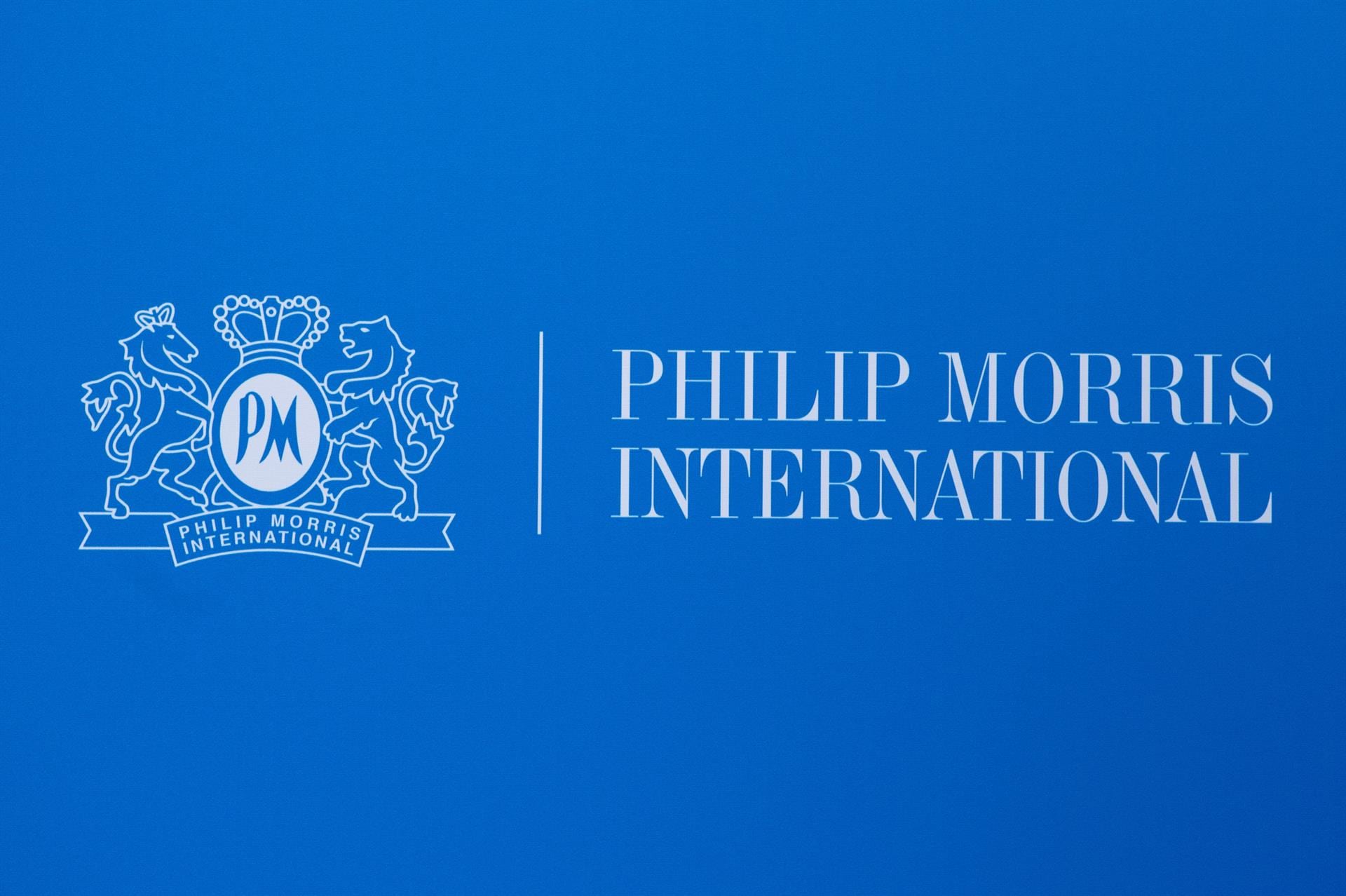 Philip Morris reduce un 4,7% su beneficio trimestral, hasta 2.957 millones, pero eleva un 5,5% sus ingresos