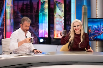 La cantante reveló su afición a coleccionar bolsas de plástico y reflexionó sobre la trascendencia de esos objetos