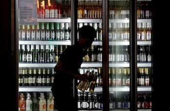 El alcohol de caña tiende