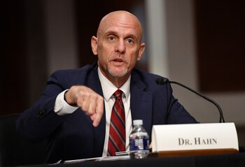 El comisionado de la FDA,