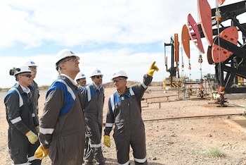 Horacio Marín, Karina Milei, Manuel Adorni - YPF - Vaca Muerta