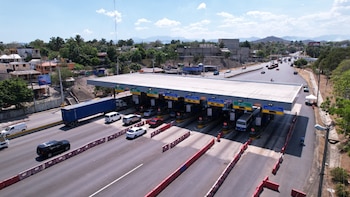 El sistema Paso Rápido operó al 100 % de capacidad en 141 vías y redujo considerablemente los tiempos de espera en estaciones de peaje. (Cortesía: RD Vial)