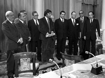 Firma de los Pactos de