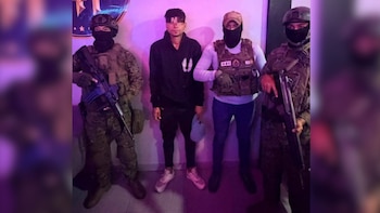 Autor de macabro asesinato en Ecuador habría sido un colombiano: el cuerpo de un hombre decapitado fue colgado de un puente en Quito
