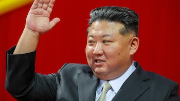 Kim Jong Un desvela una