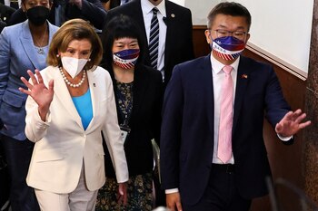 Nancy Pelosi visitó el Parlamento