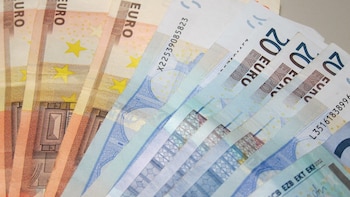 Así cerró el euro en Colombia el 14 de mayo: bajó, pero el panorama global mantiene la tensión