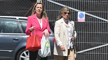 La mujer de Bárcenas asegura que vivía “absolutamente aterrorizada”: creía que la seguía la prensa, sin sospechar que se trataba de la ‘operación Kitchen’ de Interior