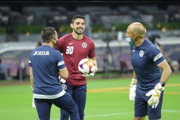 Andrés Gudiño podría ser titular