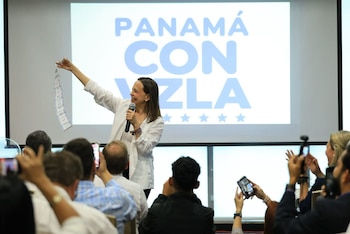 María Corina Machado brindó una conferencia de prensa en Ciudad de Panamá (X)