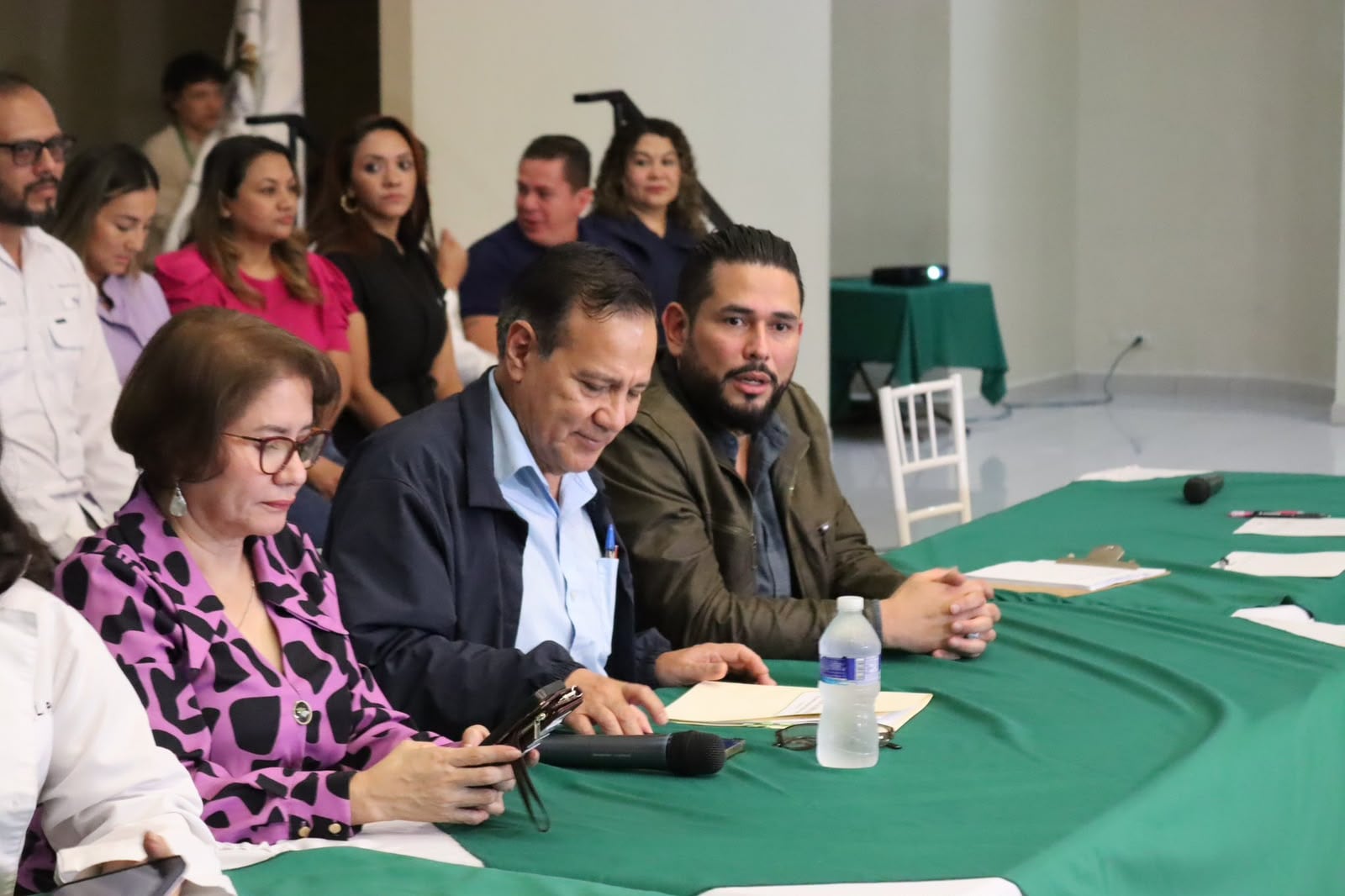 Las autoridades de Salud proponen instalar una mesa técnica ampliada para revisar los expedientes y establecer fechas para los pagos pendientes a los médicos. (Foto: Cortesía)