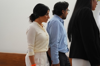 La disputa legal por la custodia de un recién nacido con cardiopatía grave enfrenta en Texas a una pareja de California con su gestante en un caso de gestación subrogada. (AP Foto/LM Otero)