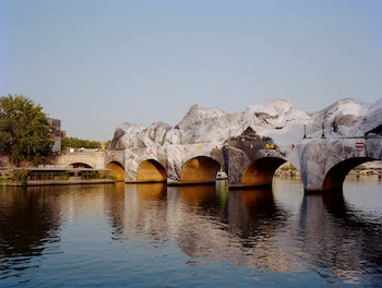 Con el Pont Neuf, la idea es vincular pasado y presente