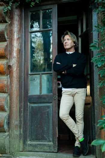 Guido en su cabaña (Foto: