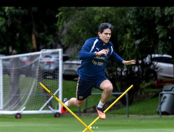 El delantero de Pumas apunta a reaparecer en la convocatoria para el Clásico Capitalino frente al Club América este 7 de noviembre de 2026. (Instagram/ @jjmacias9)