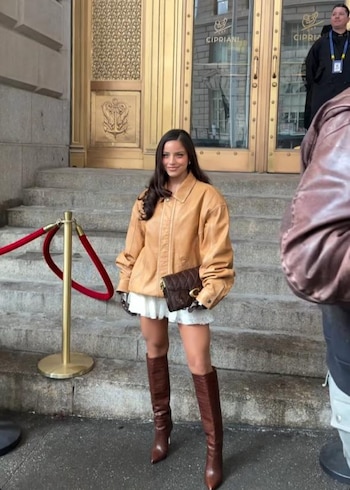 Emilia Mernes impone tendencia en