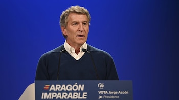 Feijóo, ante la salida de