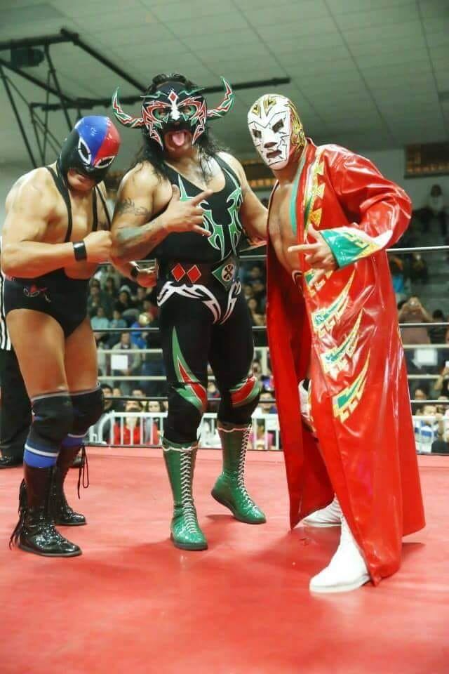 Dr. Wagner Jr. dijo estar decepcionado de Fuerza Guerrera por no considerarlo a su lucha de despedida.