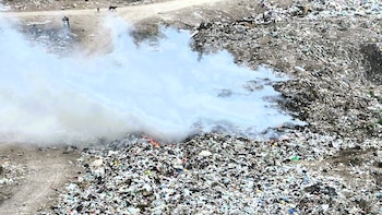 La Justicia ordenó medidas urgentes para controlar un basural a cielo abierto de 20 hectáreas en San Pedro