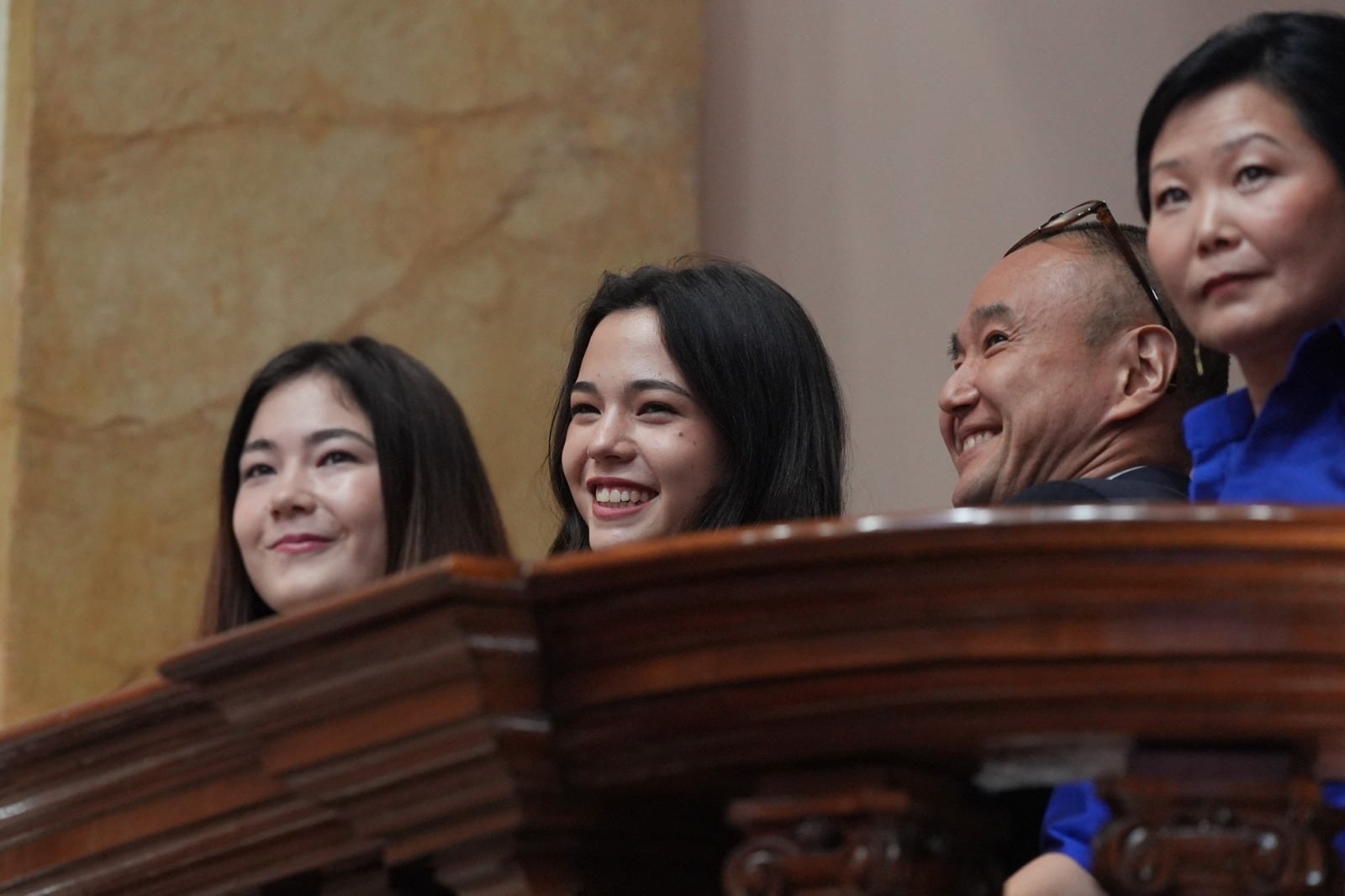 Keiko Fujimori asume la Presidencia: sus hijas y hermanos llegaron al Congreso, pero con un gran ausente