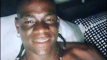 El nuevo extravagante look de Mario Balotelli y los comentarios en las redes sociales
