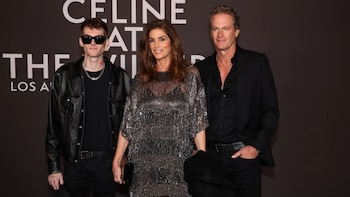 Cindy Crawford y Rande Gerber buscaron durante años ayudar a su hijo Presley, según un amigo cercano