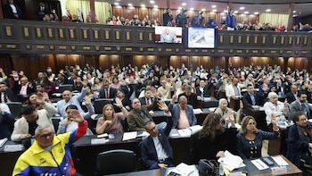 El Parlamento venezolano conforma el comité encargado de proponer a los nuevos magistrados del Supremo