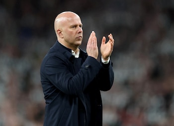 Arne Slot tiene el objetivo