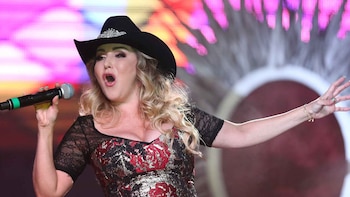 Desde juguetes hasta vehículos: Alicia