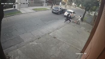 Iba en bicicleta, lo emboscaron