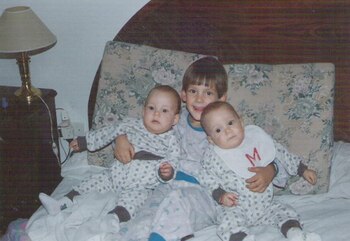 Manuel, con el babero con