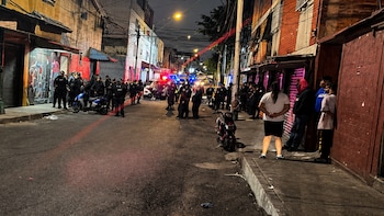 Ataque directo en barbería de Tepito deja dos hombres muertos y un herido