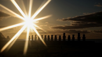Rapa Nui a través de los ojos de una viajera silver y el asombroso relato de una cultura que resiste al paso del tiempo
