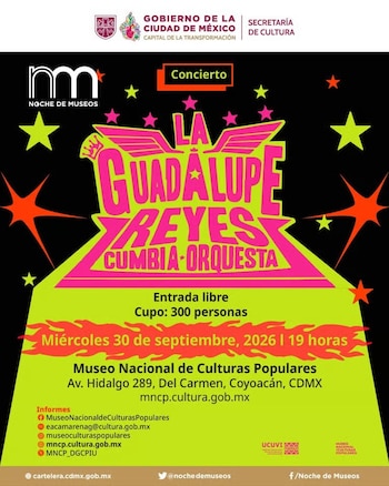 Cartel ilustrado con fondo negro y estrellas amarillas que presenta la información de un concierto de cumbia en Coyoacán