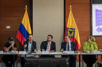 Los alcaldes de Medellín, Bogotá