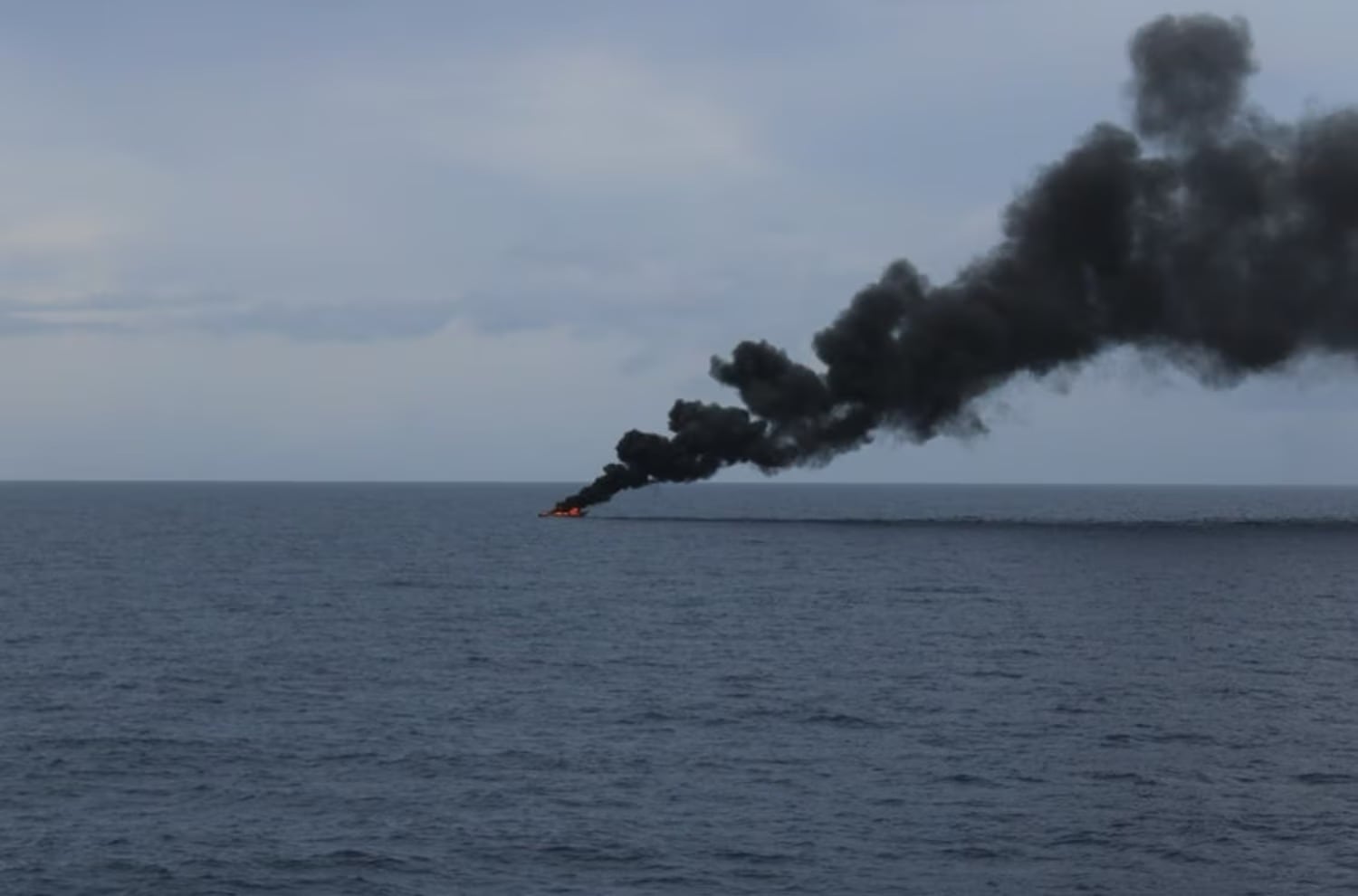 El buque USCGC Diligence participó en la incautación de más de cinco toneladas de narcóticos en aguas internacionales del mar Caribe. (Guardia Costera de los Estados Unidos)