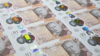 El Banco de Inglaterra mantiene