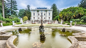 El “Versalles español”, un palacio neoclásico con obras de Goya y declarado Bien de Interés Cultural