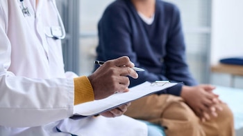 Mononucleosis, la “enfermedad del beso”: