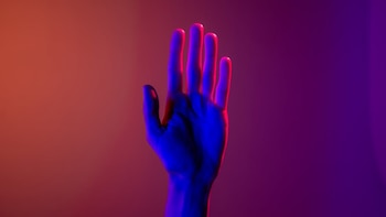 Los zurdos asimilan de forma