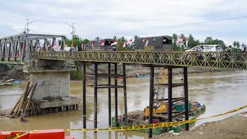 Los equipos de rescate amplían