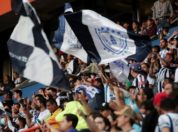 Foto de archivo de aficionados del club Pachuca durante un partido del torneo mexicano. Estadio Hidalgo, Pachuca, México. 29 de mayo de 2022.
REUTERS/Henry Romero