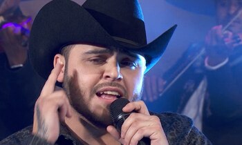 Gerardo Ortiz estuvo en la
