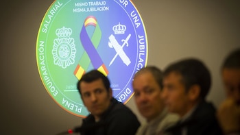 Policías y guardias civiles respaldan