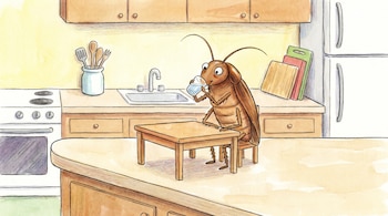 Ilustración de una cucaracha de color marrón sentada en una silla ante una mesa, bebiendo agua de un vaso en una cocina con electrodomésticos.